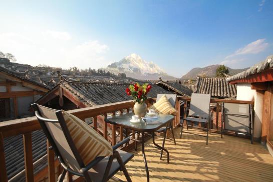 Courtyard And Sunlight Hotel - Lijiang