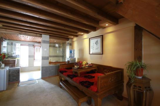 Courtyard And Sunlight Hotel - Lijiang