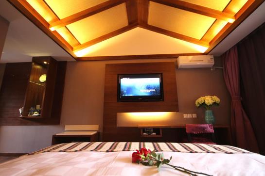 Courtyard And Sunlight Hotel - Lijiang