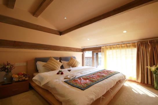 Courtyard And Sunlight Hotel - Lijiang