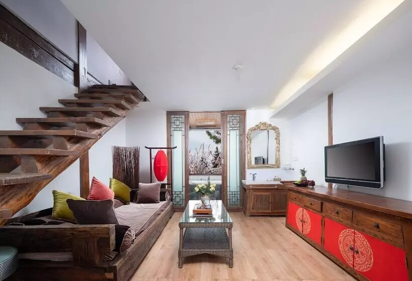 Hotelli Lijiang Merry Inn