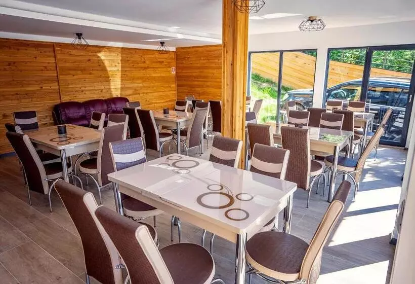 Aamiaismajoitus (B&B) Casa Izvorul Negru Moisei