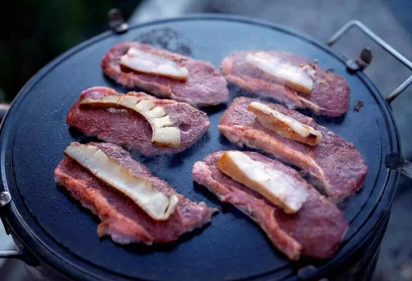 Aamiaismajoitus (B&B) Casa Izvorul Negru Moisei