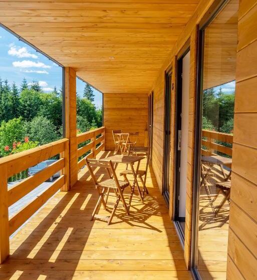 تختخواب و صبحانه Casa Izvorul Negru Moisei