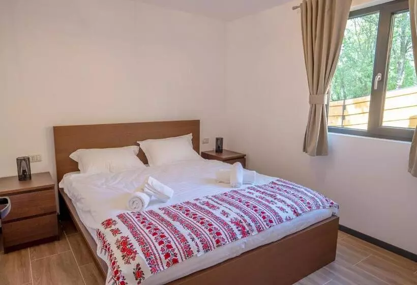 Aamiaismajoitus (B&B) Casa Izvorul Negru Moisei