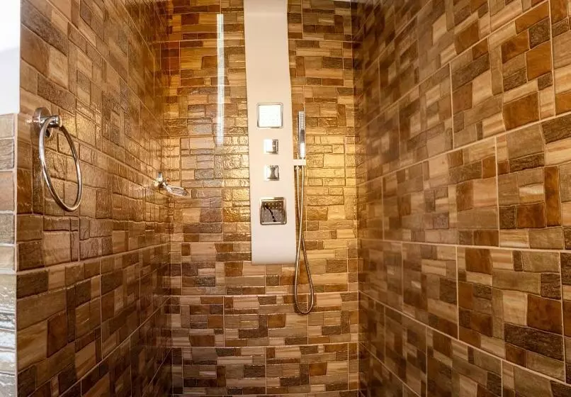 Aamiaismajoitus (B&B) Casa Izvorul Negru Moisei