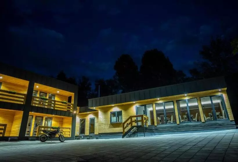 Aamiaismajoitus (B&B) Casa Izvorul Negru Moisei