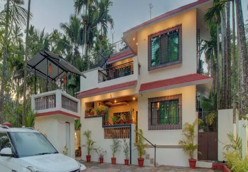 Aamiaismajoitus (B&B) Snehaprabha   Near To Nagaon Beach Alibaug