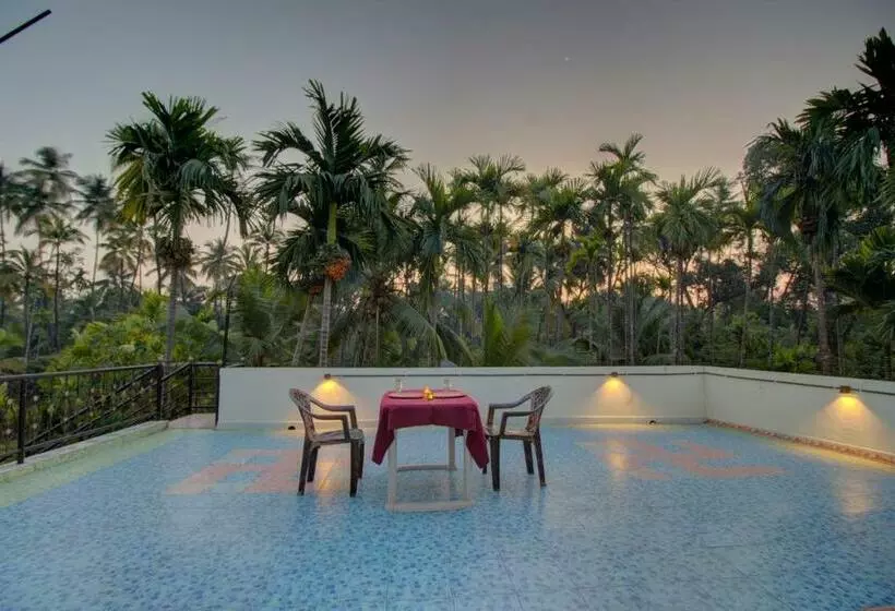 Aamiaismajoitus (B&B) Snehaprabha   Near To Nagaon Beach Alibaug