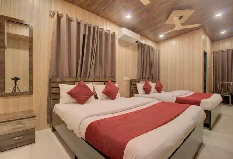 Aamiaismajoitus (B&B) Snehaprabha   Near To Nagaon Beach Alibaug