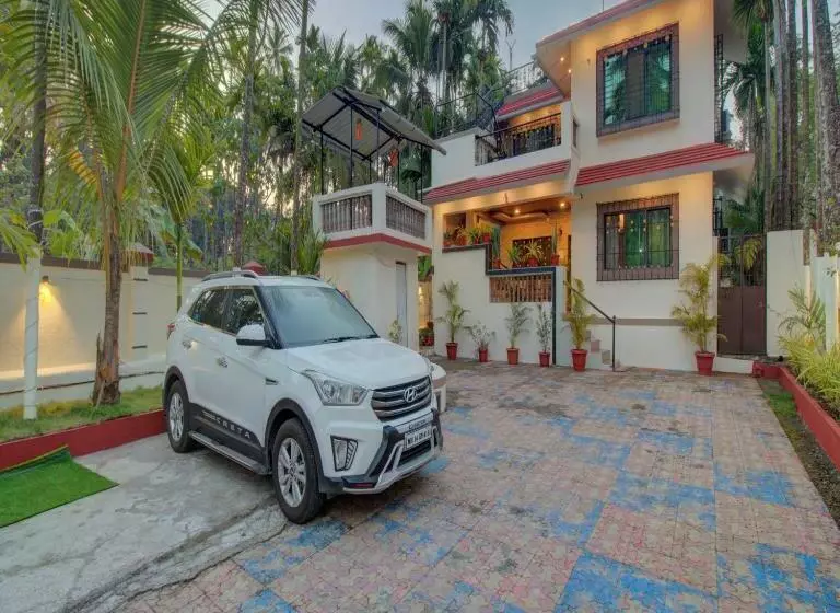 Aamiaismajoitus (B&B) Snehaprabha   Near To Nagaon Beach Alibaug