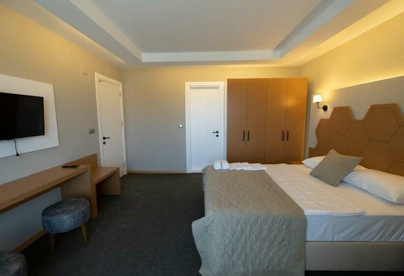 Palmi̇la Buti̇k Otel