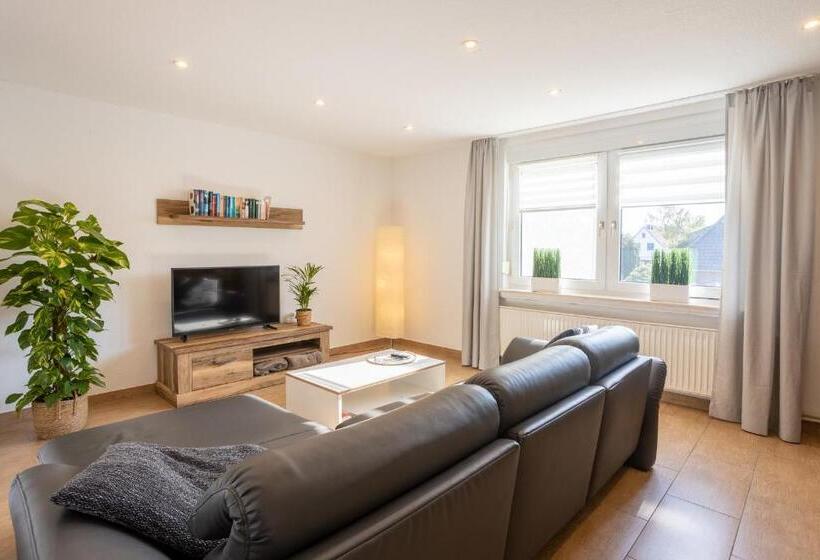 Ferienhaus Robbenglück Og