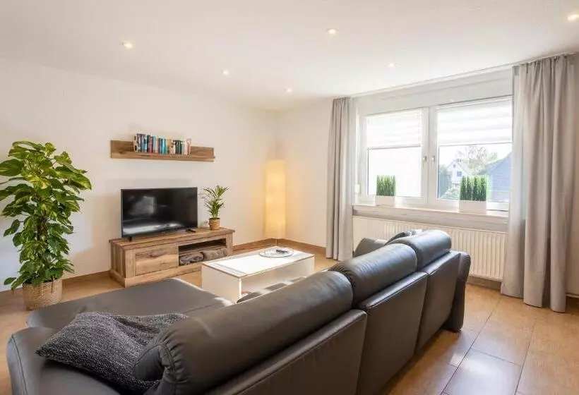 Ferienhaus Robbenglück Og