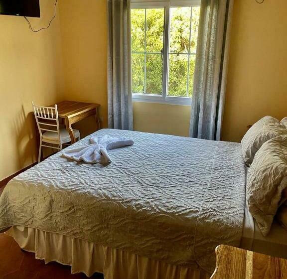 هتل Y Restaurante Virgen De Fátima