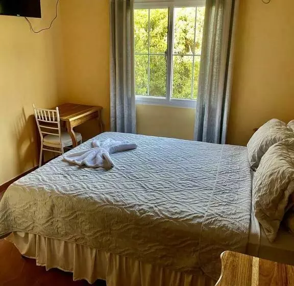 هتل Y Restaurante Virgen De Fátima