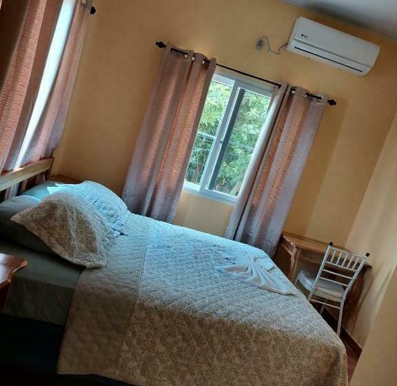 هتل Y Restaurante Virgen De Fátima