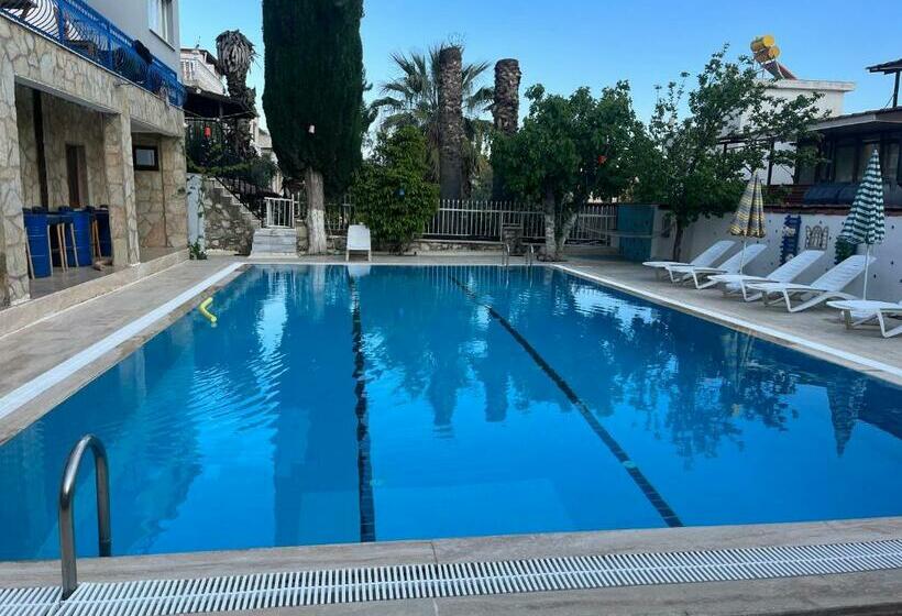 Ada Blue Star Apart Otel