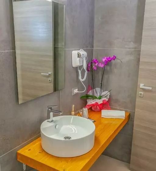 Aamiaismajoitus (B&B) Isgrò Rooms