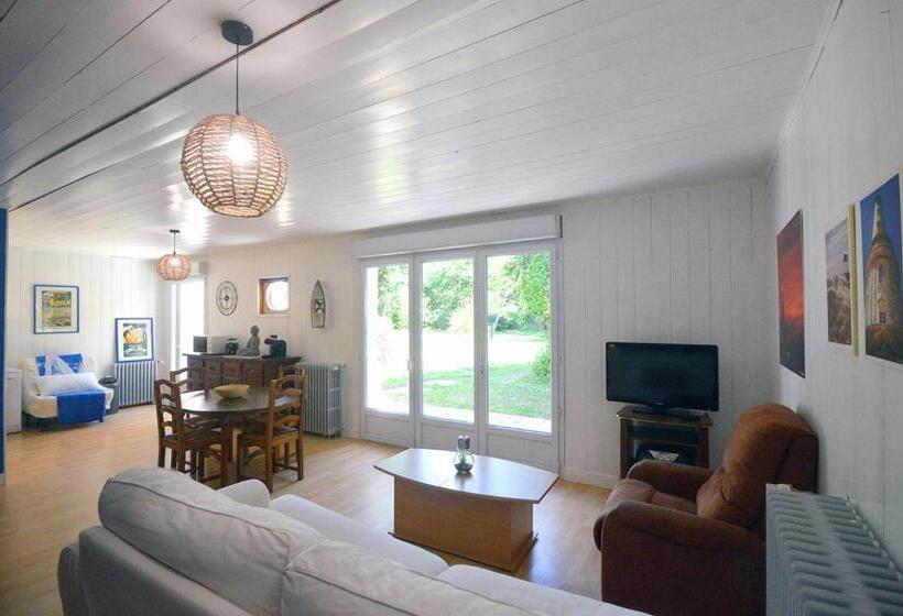 ベッドアンドブレックファースト Le Pied Du Chêne