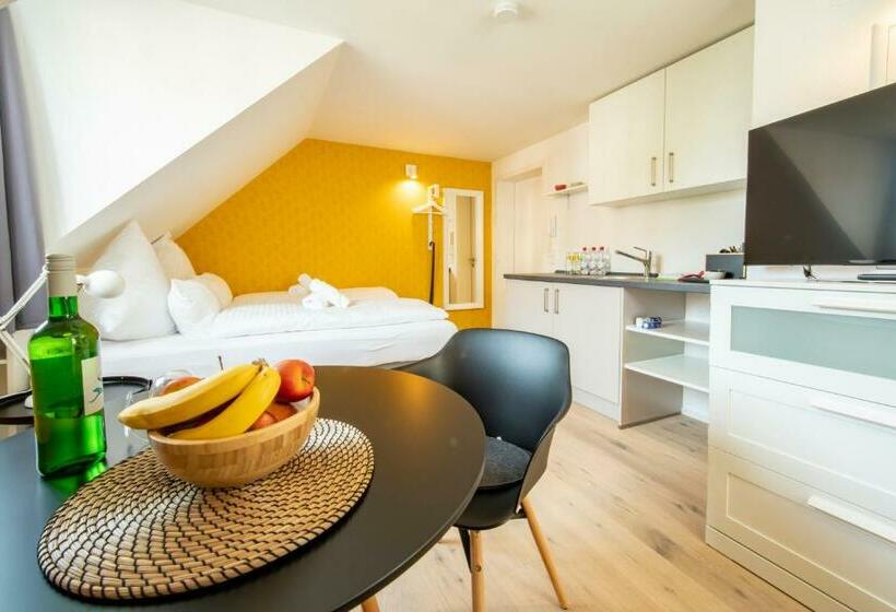 Hotel Gästehaus Am Schlossplatz Z. 3