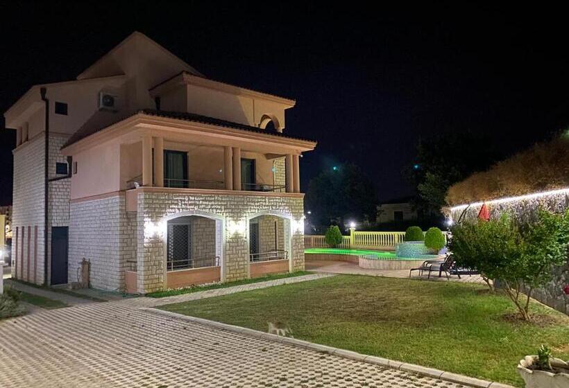 پانسیون Luxury Villa Ulcinj