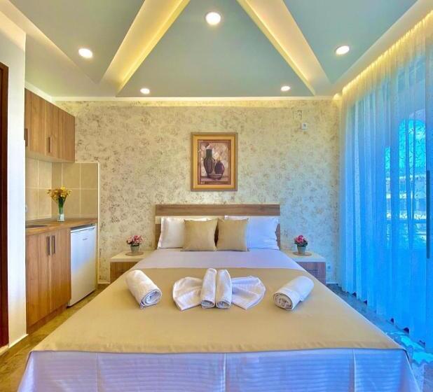 پانسیون Luxury Villa Ulcinj