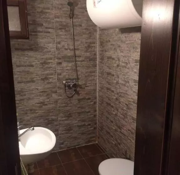 ペンション Room For Guests