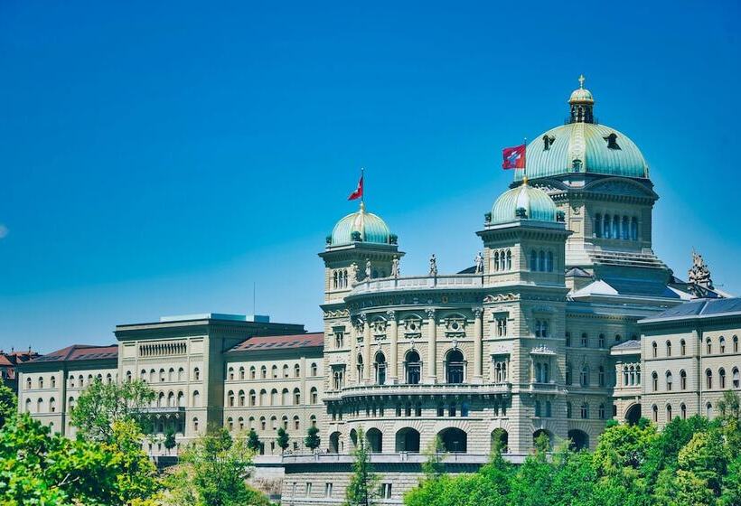 Evi S Home Hotel & Apartments