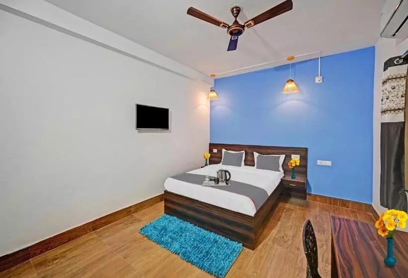 هتل Capital O 90121 Madison Blue