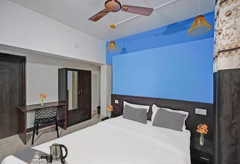 هتل Capital O 90121 Madison Blue