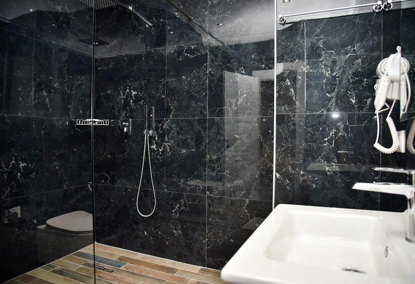 בית מלון כפרי Lubjana