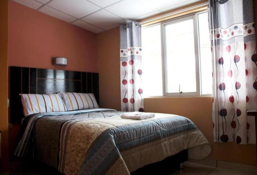 هتل Monthañas Cajamarca