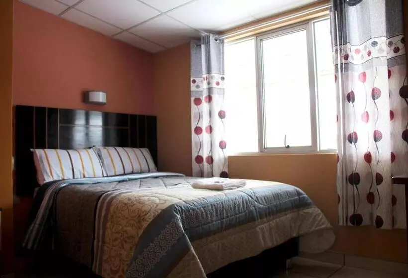 هتل Monthañas Cajamarca