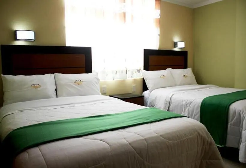 هتل Monthañas Cajamarca