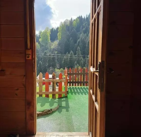 Ayder Dağ Evi