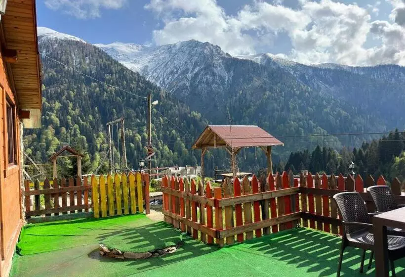 Ayder Dağ Evi