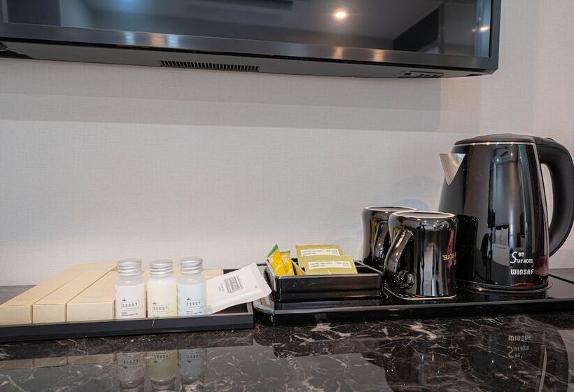 Отель Gwangan Stay