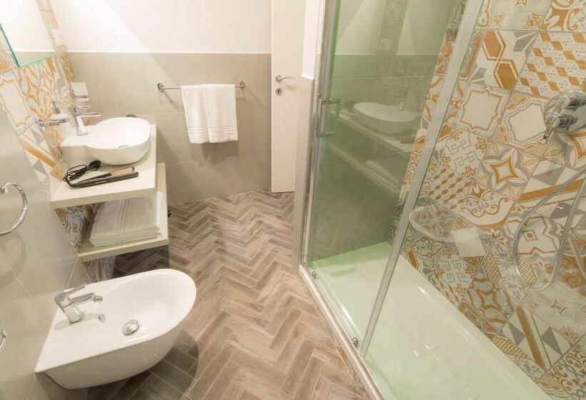 پانسیون Frattina Ff Italian Suites