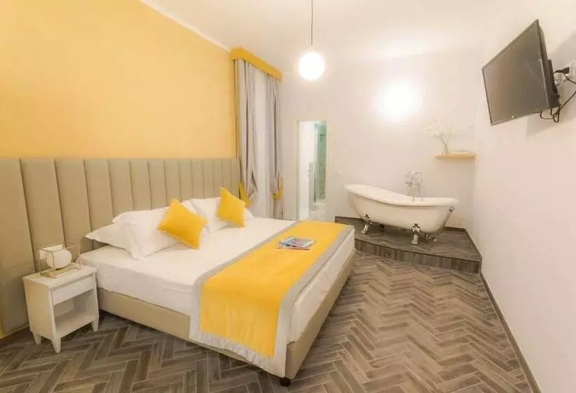 پانسیون Frattina Ff Italian Suites