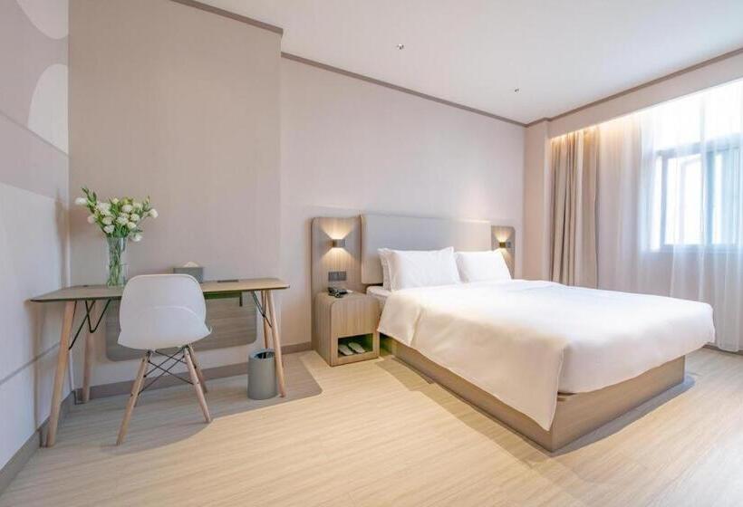 Hanting Hotel Chengdu Yipintianxia Metro Station