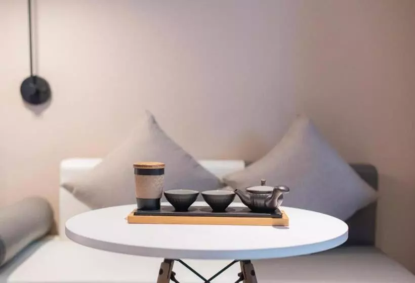 Hanting Hotel Chengdu Yipintianxia Metro Station