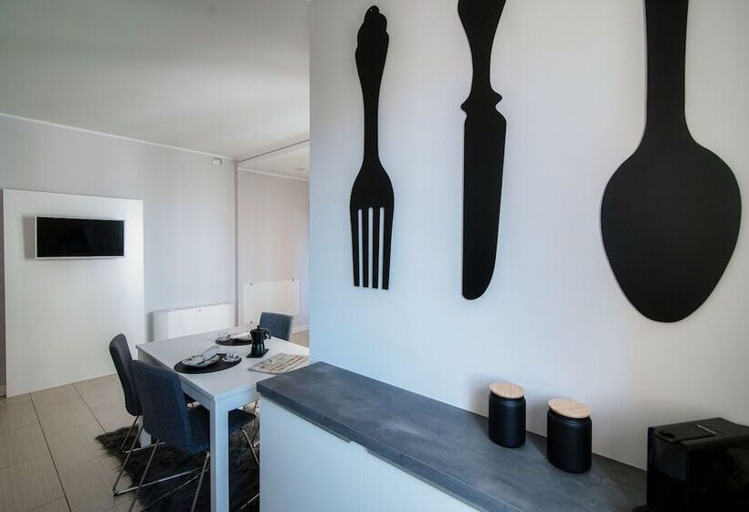 Spacious Joivy Apt In Stunning Como