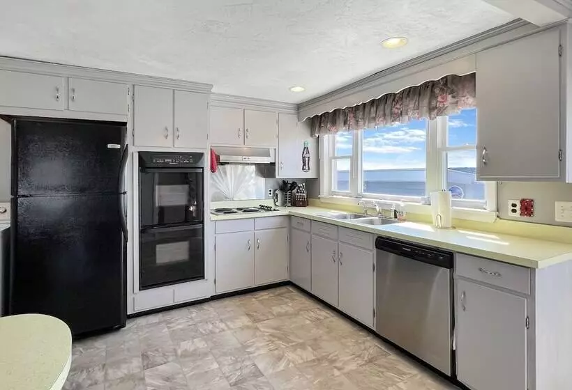 Sweet Dreams   W032 Quintessential Maine Beach House 50 Yards Away From Marsh Views And Wells Beach