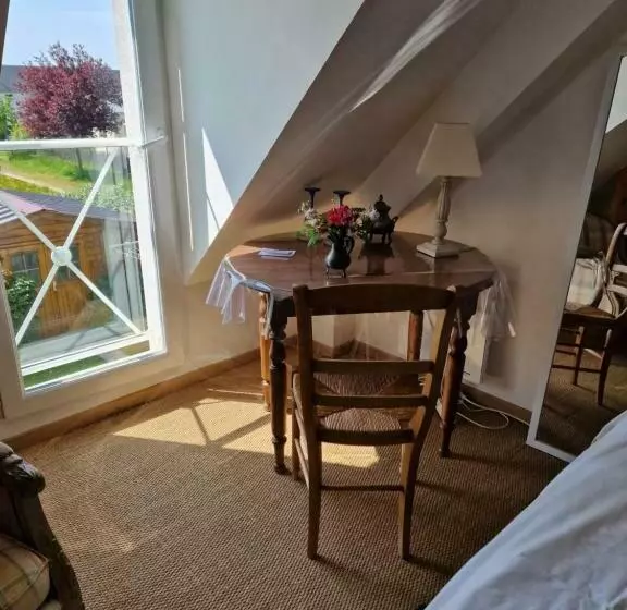 Aamiaismajoitus (B&B) Camélia Rouge