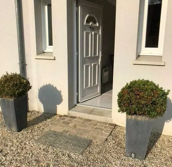 Aamiaismajoitus (B&B) Camélia Rouge