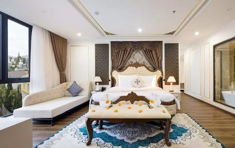 هتل Da Lat Prince