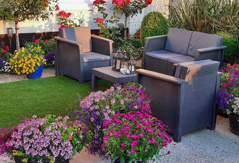 Highlander House B&b