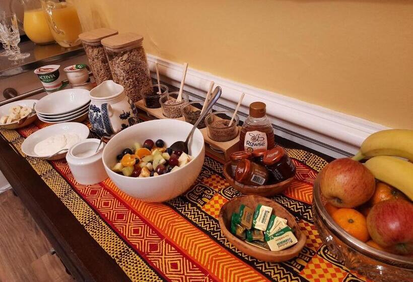 Highlander House B&b