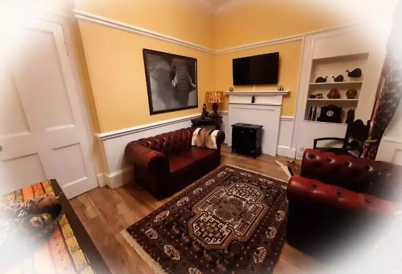 Highlander House B&b